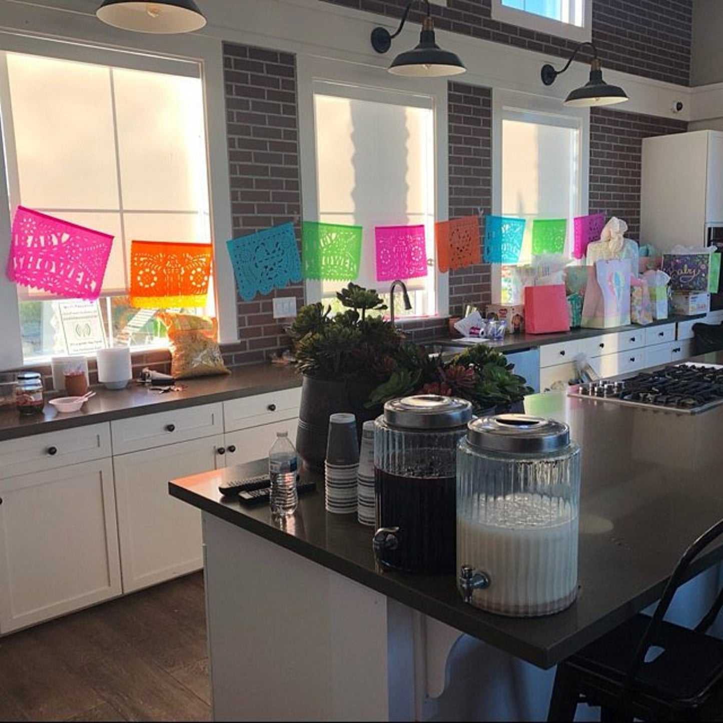 Baby Shower-Magenta-Papel Picado