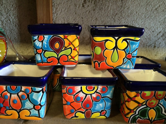 Talavera-Mini pottery vase
